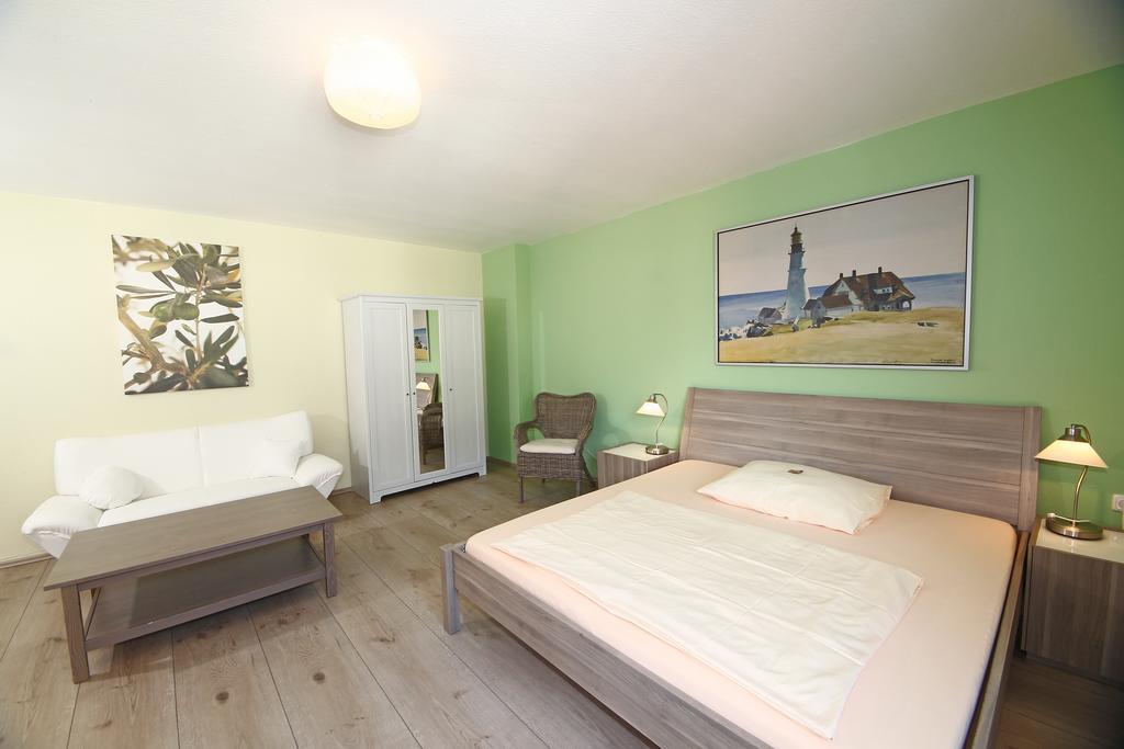 Stadthotel Juelich - Hotelwohnungen Dış mekan fotoğraf